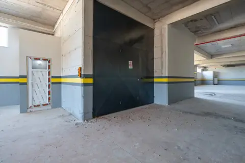 Kat içi geçiş ve kapı